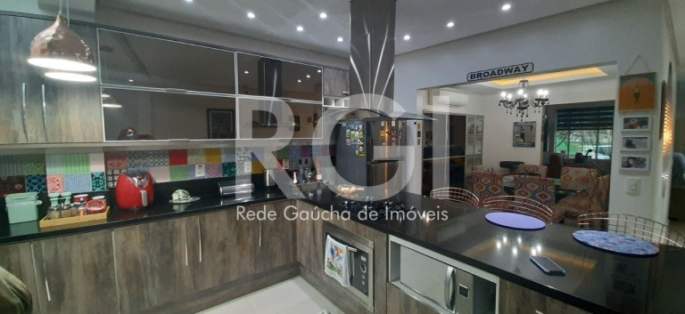 Casa com 2 Quartos para Alugar, 105 m² em Cidade Baixa - Porto Alegre