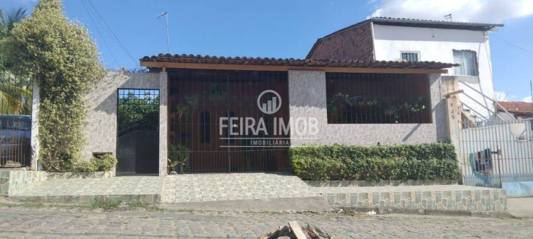 Casa com 2 Quartos à Venda,  em Gabriela - Feira De Santana