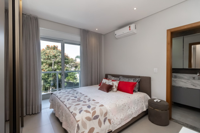 Imagem Casa com 3 Quartos à Venda, 183 m² em Parque São Domingos - São Paulo