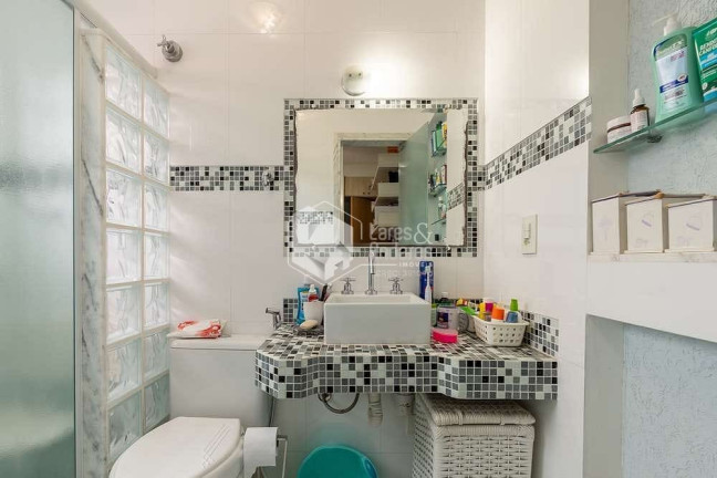 Imagem Casa com 3 Quartos à Venda, 177 m² em Jardim Aeroporto - São Paulo