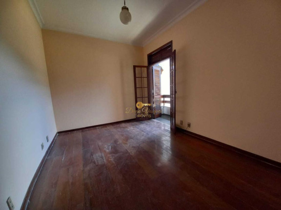 Imagem Casa com 5 Quartos à Venda, 212 m² em Alto - Teresópolis