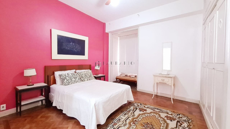 Imagem Apartamento com 3 Quartos à Venda, 180 m² em Copacabana - Rio De Janeiro