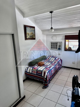 Imagem Casa com 3 Quartos à Venda, 130 m² em Vargem Grande - Rio De Janeiro