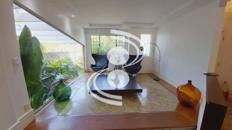 Imagem Casa com 6 Quartos à Venda, 450 m² em Barra Da Tijuca - Rio De Janeiro Imagem Casa com 6 Quartos à Venda, 450 m² em Barra Da Tijuca - Rio De Janeiro
