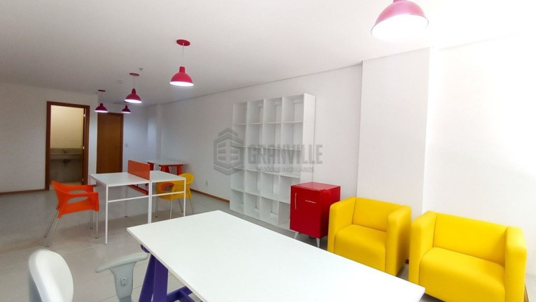 Imóvel Comercial à Venda, 36 m² em Zona Industrial - Brasília