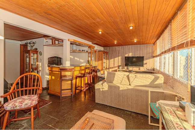 Imagem Cobertura com 3 Quartos à Venda, 218 m² em Higienópolis - Porto Alegre