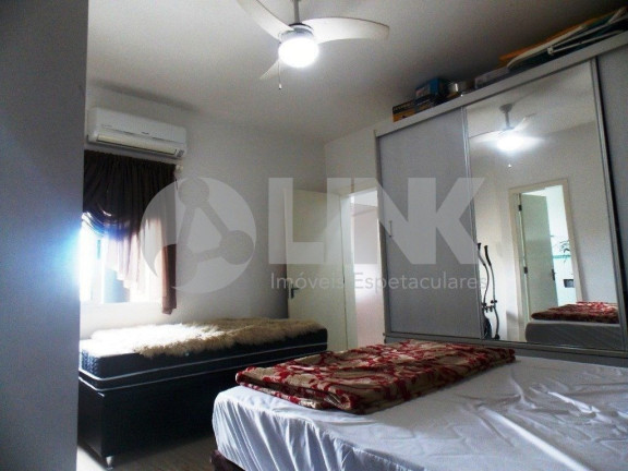 Imagem Casa com 3 Quartos à Venda, 183 m² em Jardim Itu - Porto Alegre Imagem Casa com 3 Quartos à Venda, 183 m² em Jardim Itu - Porto Alegre