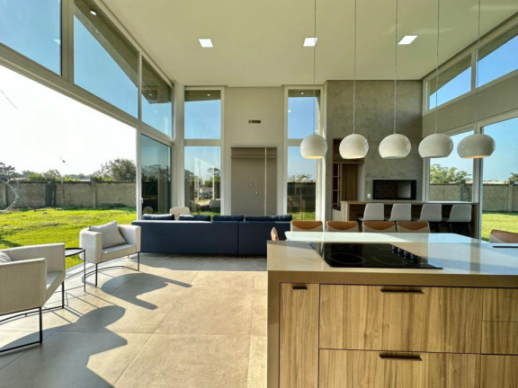 Imagem Casa com 3 Quartos à Venda, 190 m² em Dubai - Capao Da Canoa Imagem Casa com 3 Quartos à Venda, 190 m² em Dubai - Capao Da Canoa