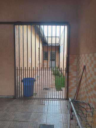 Imagem Casa com 4 Quartos à Venda, 300 m² em Guará I - Brasília Imagem Casa com 4 Quartos à Venda, 300 m² em Guará I - Brasília