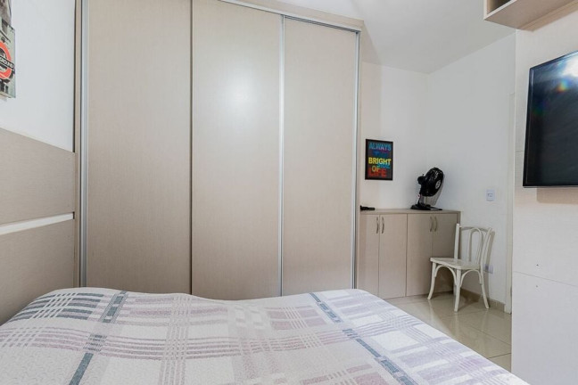 Imagem Imóvel com 3 Quartos à Venda, em Vila Marieta - São Paulo Imagem Imóvel com 3 Quartos à Venda, em Vila Marieta - São Paulo