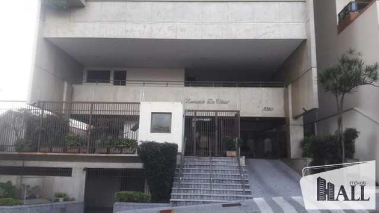 Imagem Apartamento com 4 Quartos à Venda, 200 m² em Centro - São José Do Rio Preto