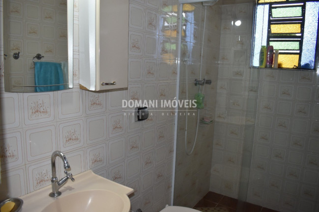 Imagem Casa com 4 Quartos à Venda, 310 m² em Região De Descansópolis - Campos Do Jordão