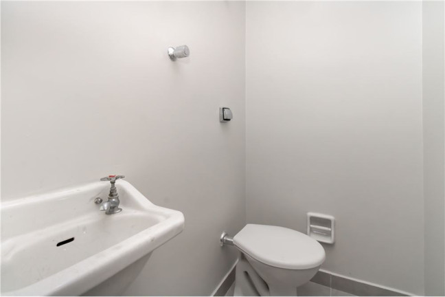Apartamento com 2 Quartos à Venda, 99 m² em Moema - São Paulo