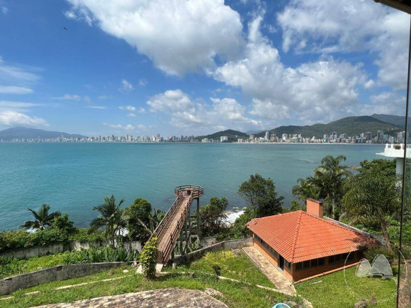 Imagem Casa à Venda, 3.400 m² em Canto Da Praia - Itapema Imagem Casa à Venda, 3.400 m² em Canto Da Praia - Itapema