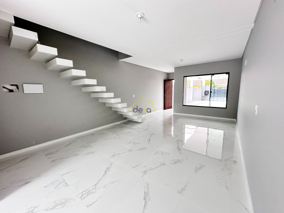 Imagem Casa com 3 Quartos à Venda, 150 m² em Bom Retiro - Joinville Imagem Casa com 3 Quartos à Venda, 150 m² em Bom Retiro - Joinville