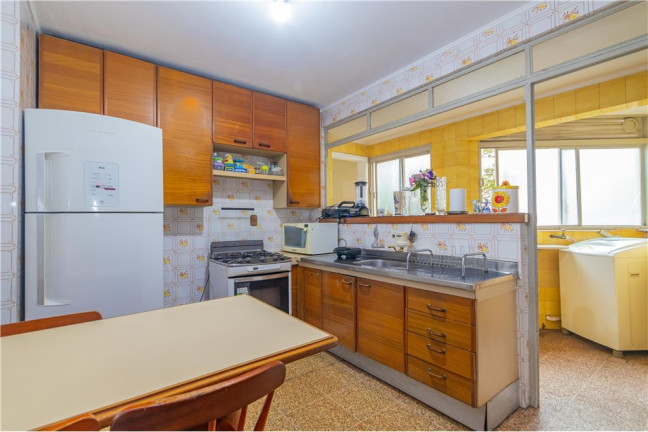 Imagem Imóvel com 3 Quartos à Venda,  em Auxiliadora - Porto Alegre