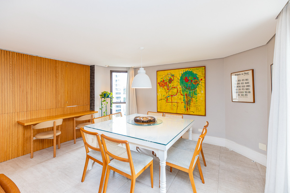 Imagem Apartamento com 3 Quartos à Venda, 172 m² em Moema - São Paulo
