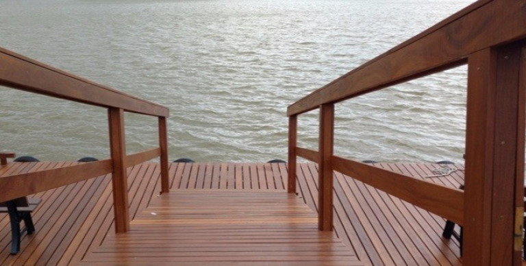Imagem Casa com 4 Quartos à Venda, 1.100 m² em Olaria - Guarapari
