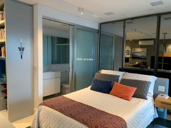 Imagem Imóvel com 1 Quarto à Venda, 70 m² em Vila Nova Conceição - São Paulo Imagem Imóvel com 1 Quarto à Venda, 70 m² em Vila Nova Conceição - São Paulo