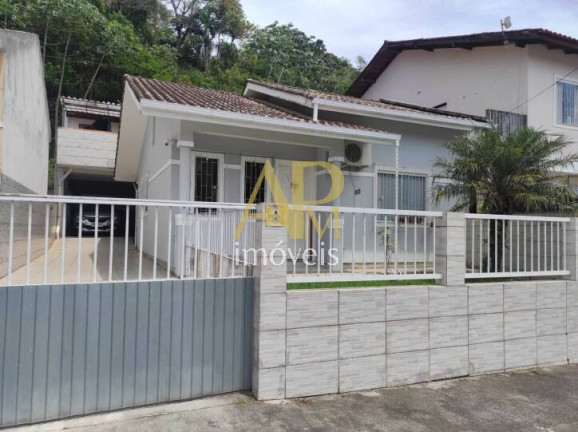 Imagem Casa com 2 Quartos à Venda, 130 m² em São Sebastião - Palhoça Imagem Casa com 2 Quartos à Venda, 130 m² em São Sebastião - Palhoça