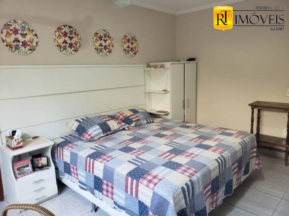 Imagem Casa com 5 Quartos à Venda, 248 m² em Portinho - Cabo Frio