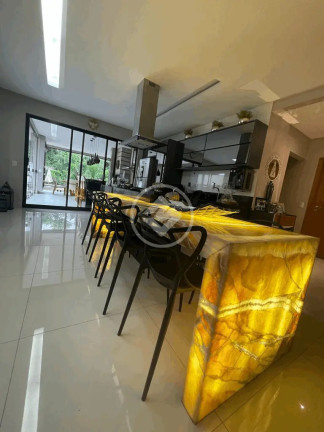 Imagem Casa com 4 Quartos à Venda, 240 m² em Condomínio Do Lago - Goiânia Imagem Casa com 4 Quartos à Venda, 240 m² em Condomínio Do Lago - Goiânia