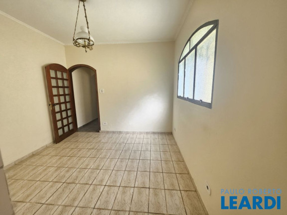 Imagem Sobrado com 3 Quartos à Venda, 177 m² em Vila Scarpelli - Santo André Imagem Sobrado com 3 Quartos à Venda, 177 m² em Vila Scarpelli - Santo André