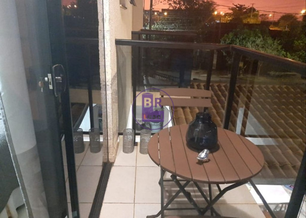 Imagem Sobrado com 3 Quartos à Venda, 120 m² em Califórnia - Londrina