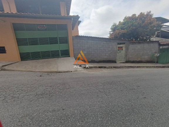 Casa com 3 Quartos à Venda, 192 m²
