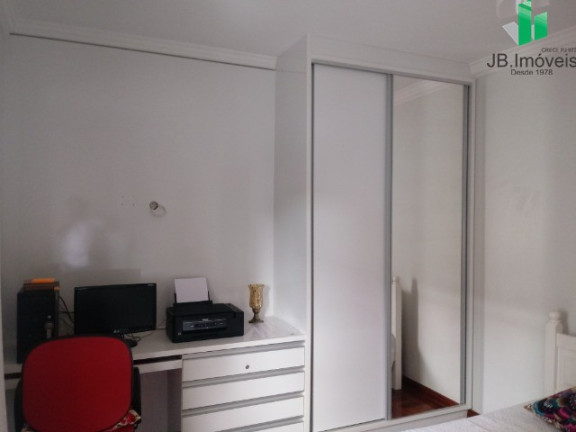 Imagem Imóvel com 3 Quartos à Venda, 94 m² em Centro - Montes Claros