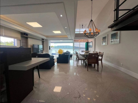 Imagem Cobertura com 3 Quartos à Venda, 376 m² em Centro - Bombinhas