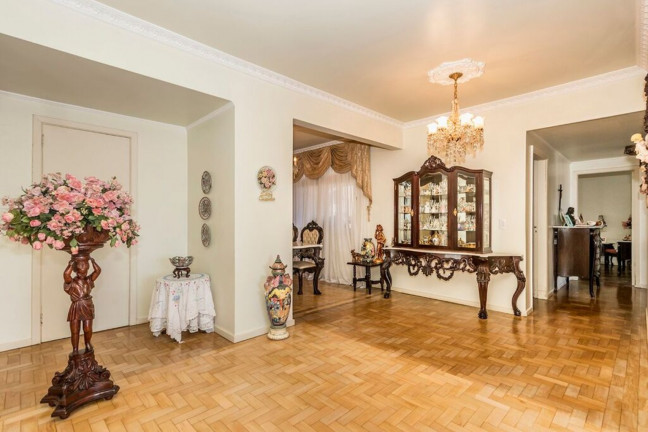 Imagem Imóvel com 3 Quartos à Venda, 171 m² em Centro Histórico - Porto Alegre Imagem Imóvel com 3 Quartos à Venda, 171 m² em Centro Histórico - Porto Alegre