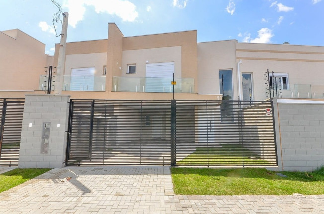 Casa com 3 Quartos à Venda, 154 m² em São Braz - Curitiba