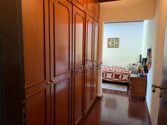 Imagem Casa com 3 Quartos à Venda ou Locação, 1.200 m² em Fazendinha - Carapicuíba