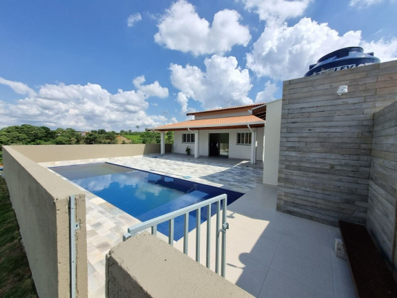 Imagem Chácara com 3 Quartos à Venda, 195 m² em Monterrey - Louveira