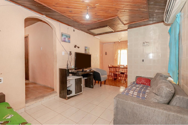 Casa com 4 Quartos à Venda, 170 m² em Vila Nova - Porto Alegre