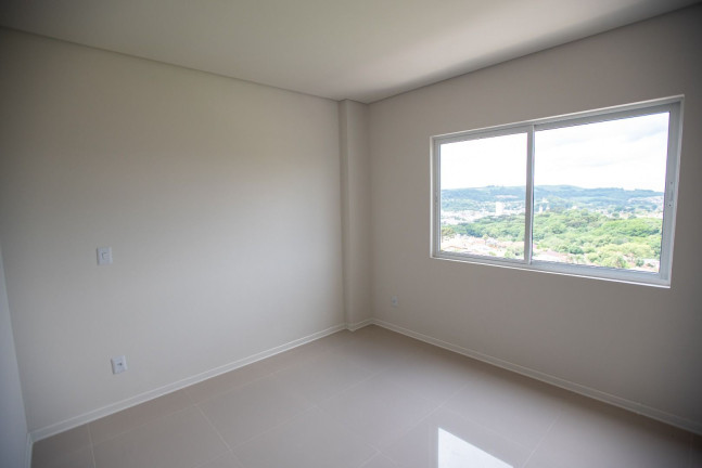Imagem Apartamento com 2 Quartos à Venda, 70 m² em Jardim California - Irati Imagem Apartamento com 2 Quartos à Venda, 70 m² em Jardim California - Irati
