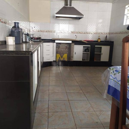 Imagem Casa com 3 Quartos à Venda, 250 m² em Vila Ipanema - Piraquara