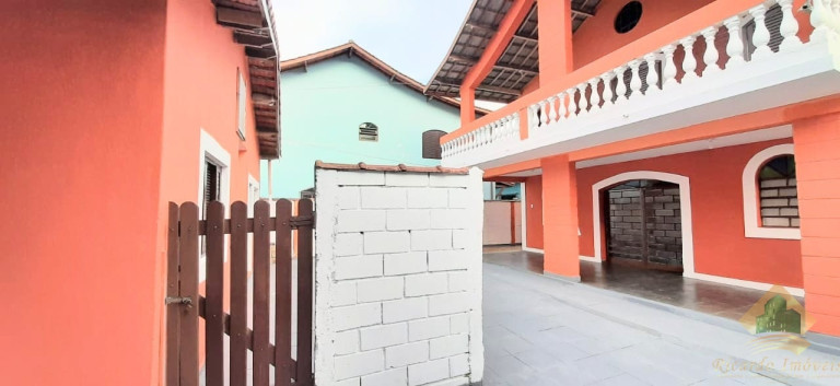 Imagem Casa com 5 Quartos à Venda, 240 m² em Perequê Açu - Ubatuba Imagem Casa com 5 Quartos à Venda, 240 m² em Perequê Açu - Ubatuba
