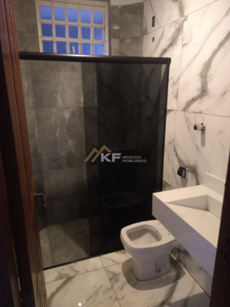Imagem Sobrado com 3 Quartos à Venda, 190 m² em Vila Virgínia - Ribeirão Preto Imagem Sobrado com 3 Quartos à Venda, 190 m² em Vila Virgínia - Ribeirão Preto