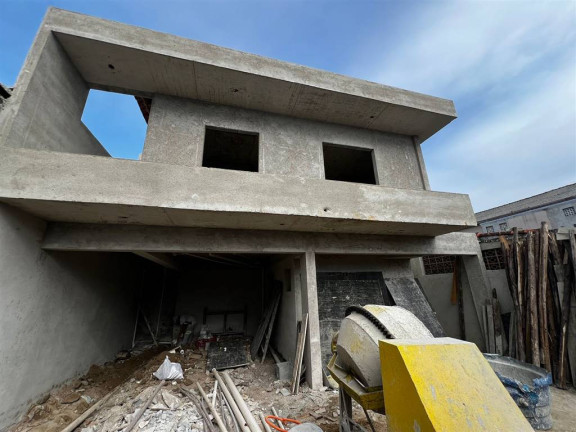 Imagem Sobrado com 2 Quartos à Venda, 51 m² em Maxland - Praia Grande