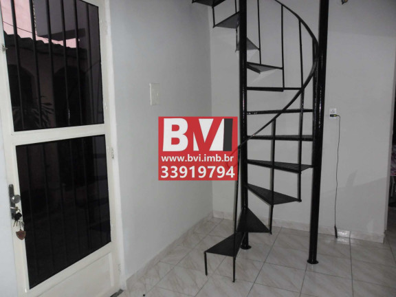 Imagem Casa com 2 Quartos à Venda, 51 m² em Vila Kosmos - Rio De Janeiro Imagem Casa com 2 Quartos à Venda, 51 m² em Vila Kosmos - Rio De Janeiro