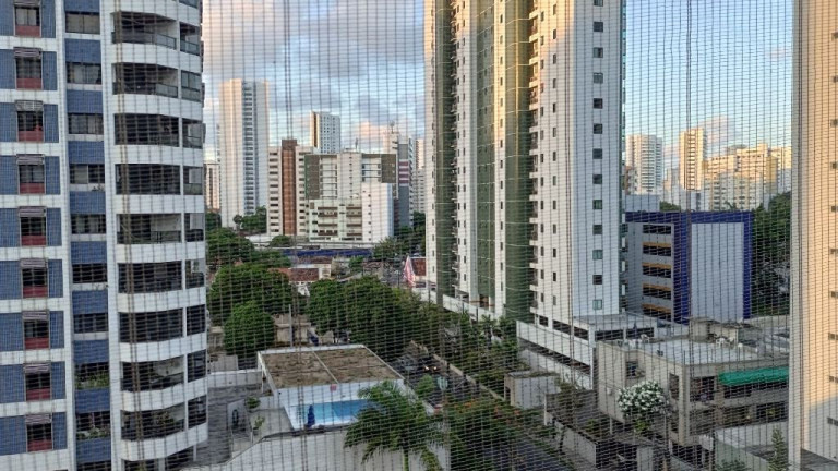 Apartamento com 3 Quartos à Venda, 80 m² em Graças - Recife