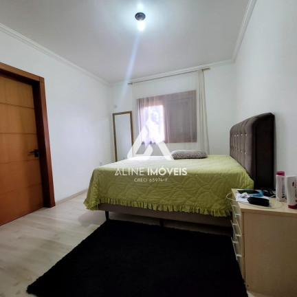 Imagem Casa com 3 Quartos à Venda, 240 m² em Central - Cruz Alta - Cruz Alta Imagem Casa com 3 Quartos à Venda, 240 m² em Central - Cruz Alta - Cruz Alta