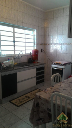 Imagem Sobrado com 4 Quartos à Venda, 192 m² em Parque Santa Clara - Guaratinguetá Imagem Sobrado com 4 Quartos à Venda, 192 m² em Parque Santa Clara - Guaratinguetá