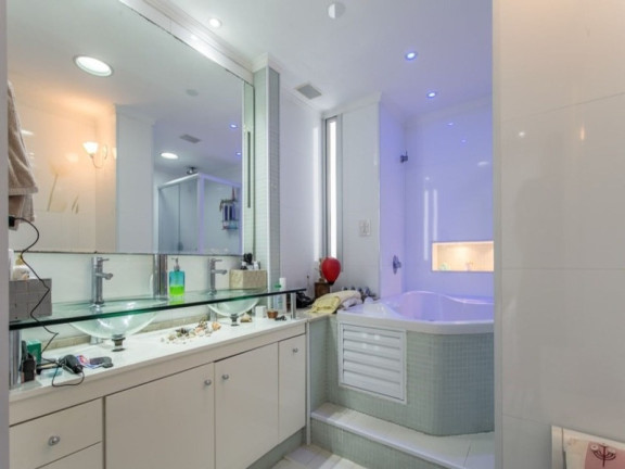 Imagem Apartamento com 3 Quartos à Venda, em Aclimação - São Paulo Imagem Apartamento com 3 Quartos à Venda, em Aclimação - São Paulo