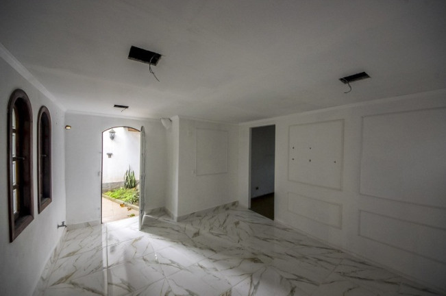 Imagem Casa com 3 Quartos para Alugar, 200 m² em Vila Congonhas - São Paulo Imagem Casa com 3 Quartos para Alugar, 200 m² em Vila Congonhas - São Paulo
