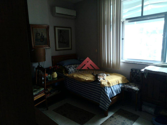 Imagem Apartamento com 3 Quartos à Venda, 130 m² em Icaraí - Niterói Imagem Apartamento com 3 Quartos à Venda, 130 m² em Icaraí - Niterói