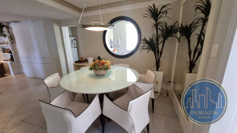 Imagem Apartamento com 4 Quartos à Venda, 156 m² em Barra Norte - Balneário Camboriú Imagem Apartamento com 4 Quartos à Venda, 156 m² em Barra Norte - Balneário Camboriú