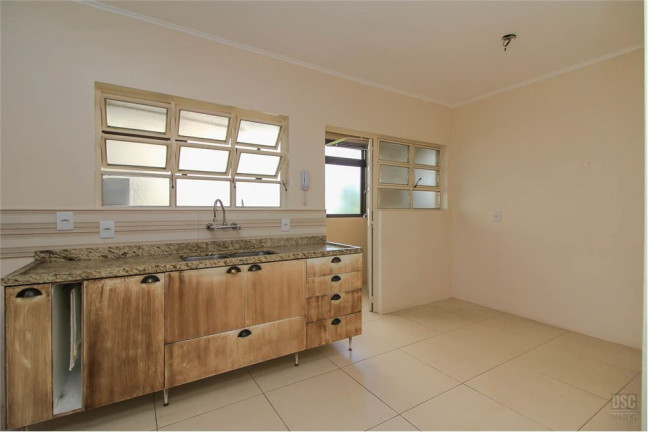 Imagem Imóvel com 3 Quartos à Venda, em Petrópolis - Porto Alegre Imagem Imóvel com 3 Quartos à Venda, em Petrópolis - Porto Alegre